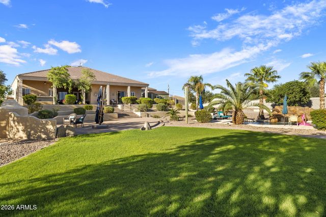 745 W RHEA Road, San Tan Valley, AZ 85143