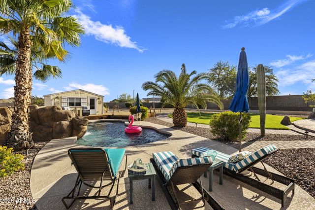 745 W RHEA Road, San Tan Valley, AZ 85143