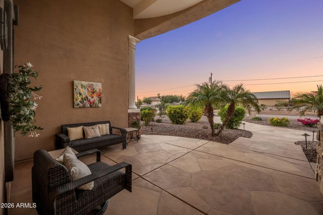 745 W RHEA Road, San Tan Valley, AZ 85143