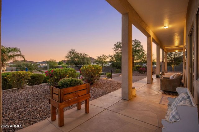 745 W RHEA Road, San Tan Valley, AZ 85143