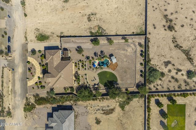 745 W RHEA Road, San Tan Valley, AZ 85143