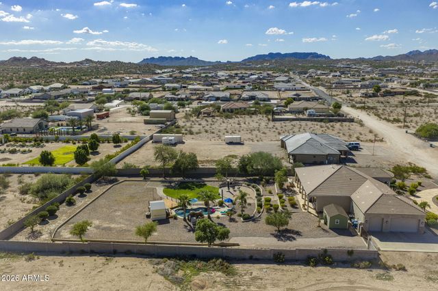 745 W RHEA Road, San Tan Valley, AZ 85143