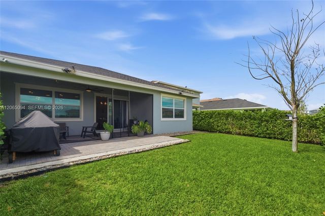 1902 Wandering Willow Way, Loxahatchee, FL 33470