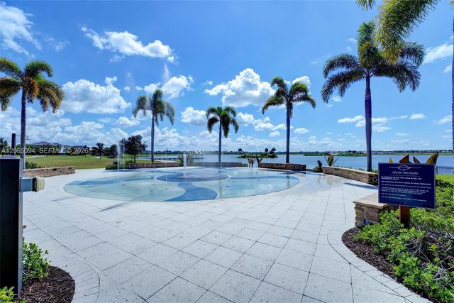 1902 Wandering Willow Way, Loxahatchee, FL 33470