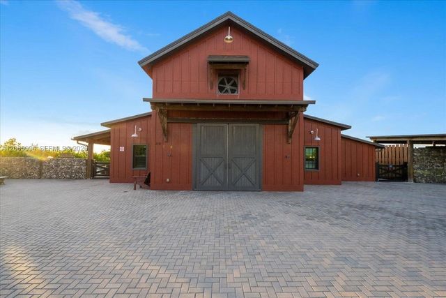1902 Wandering Willow Way, Loxahatchee, FL 33470