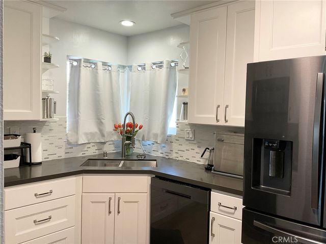 1015 Christobal, Colton, CA 92324
