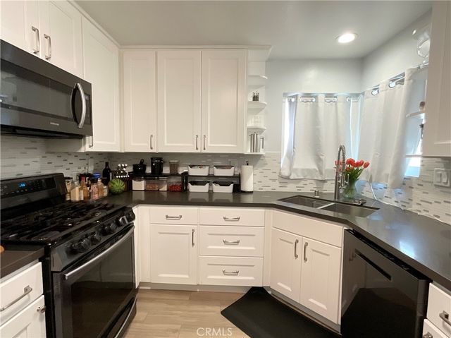 1015 Christobal, Colton, CA 92324
