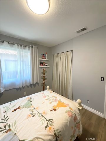 1015 Christobal, Colton, CA 92324