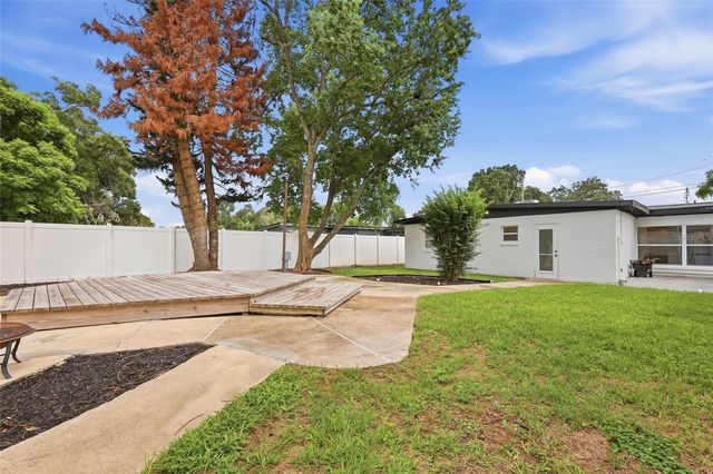1711 WHITE AVENUE, Orlando, FL 32806
