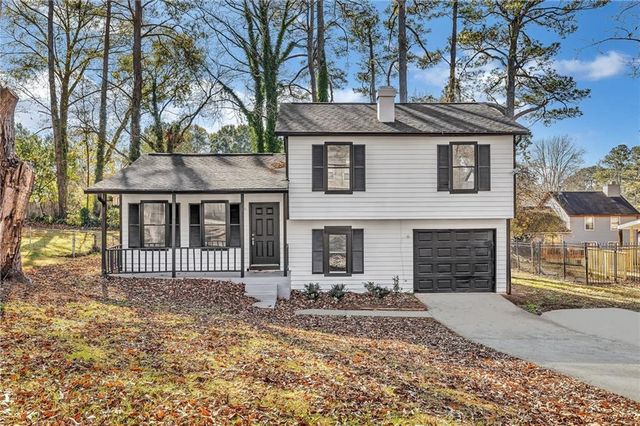 3959 Wood Path Drive, Stone Mountain, GA 30083