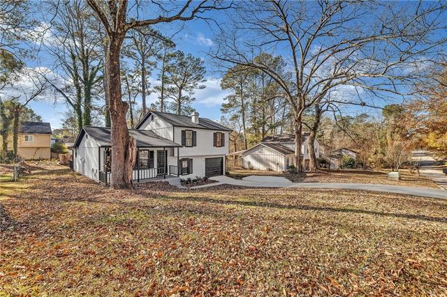 3959 Wood Path Drive, Stone Mountain, GA 30083