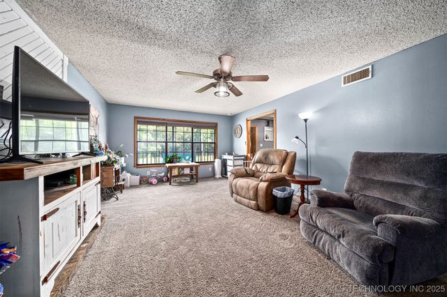 27068 Hunter Lane, Bokoshe, OK 74930