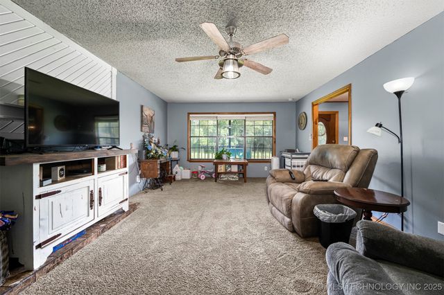 27068 Hunter Lane, Bokoshe, OK 74930