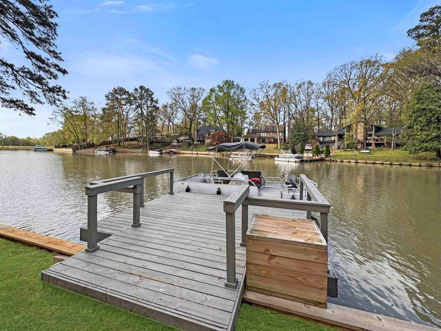 140 VIKING DR, Memphis, TN 38018