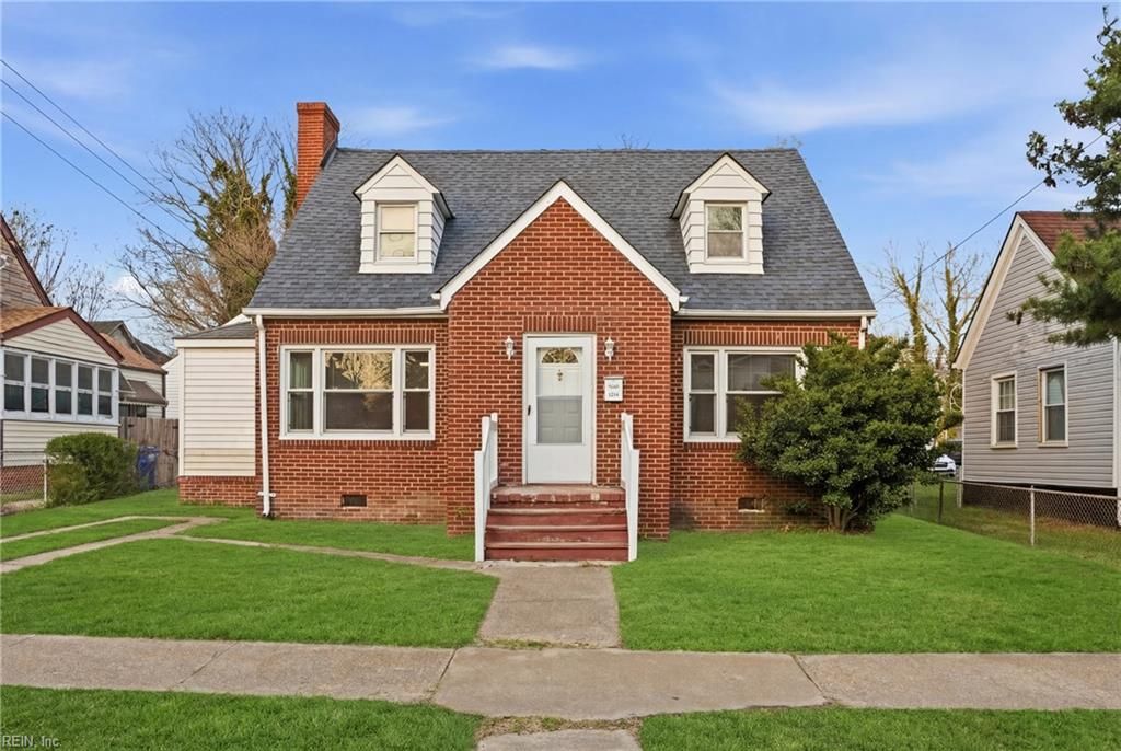 3204 Roanoke AVE, Newport News, VA 23607