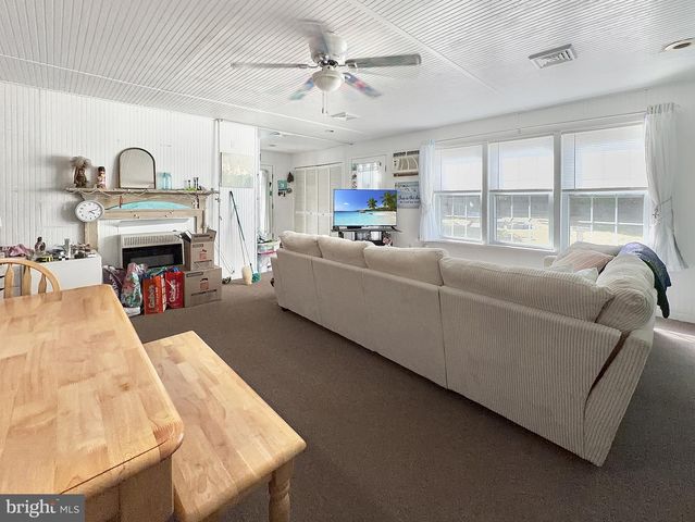 23 MARKET ST, Millville, NJ 08332