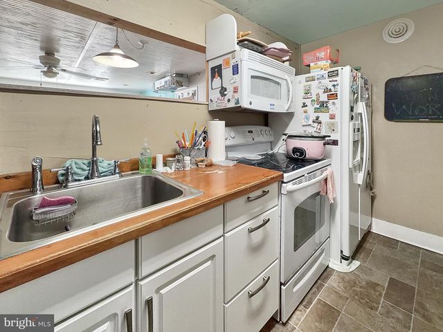 23 MARKET ST, Millville, NJ 08332