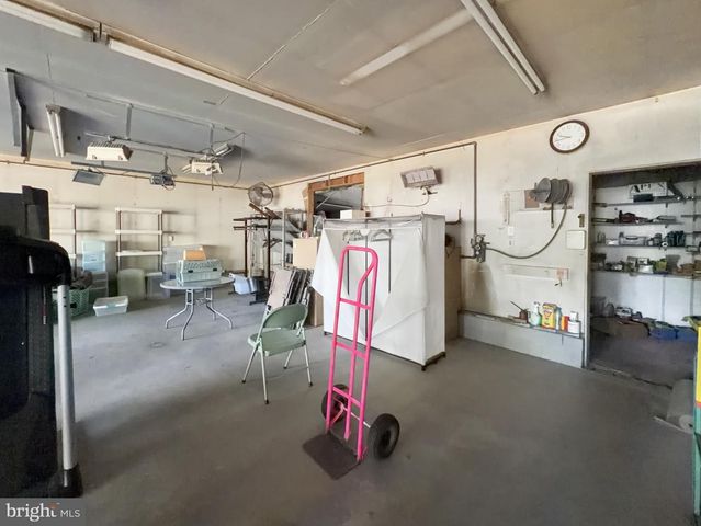 23 MARKET ST, Millville, NJ 08332