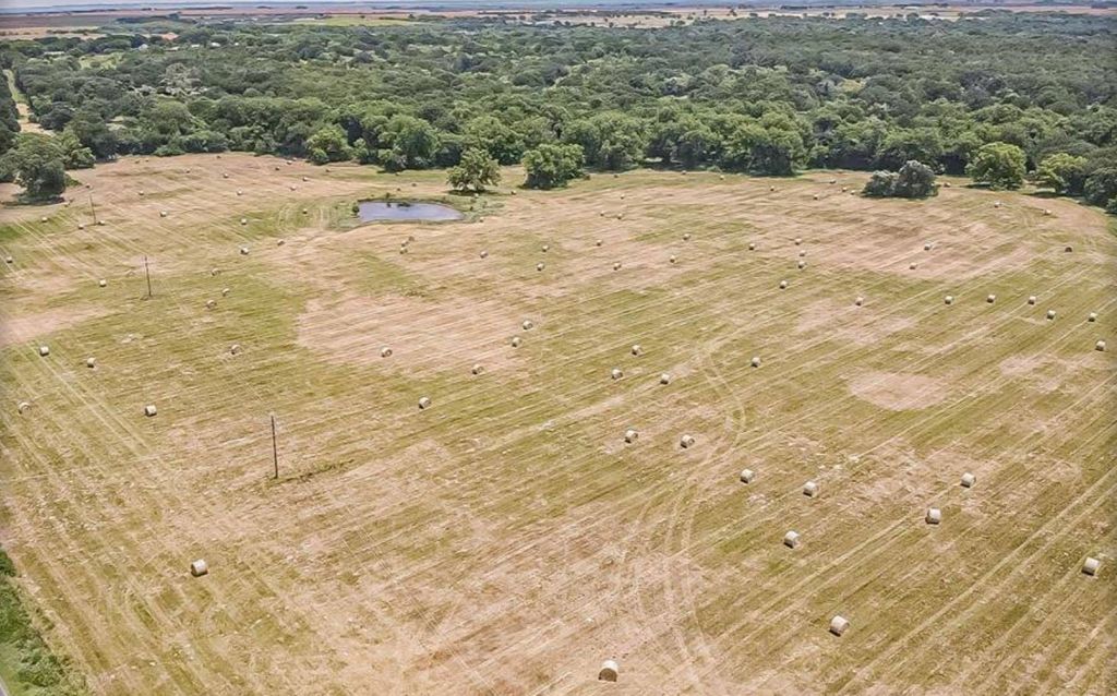 Lot 4 Gathings Avenue, Covington, TX 76636