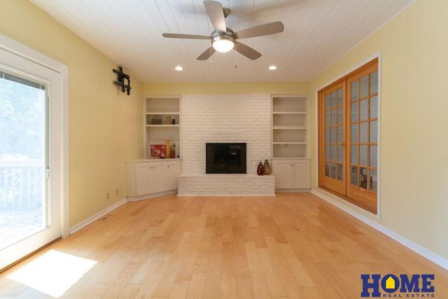 2330 S 75 Street, Lincoln, NE 68506