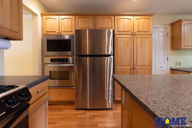 2330 S 75 Street, Lincoln, NE 68506