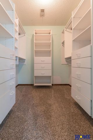 2330 S 75 Street, Lincoln, NE 68506