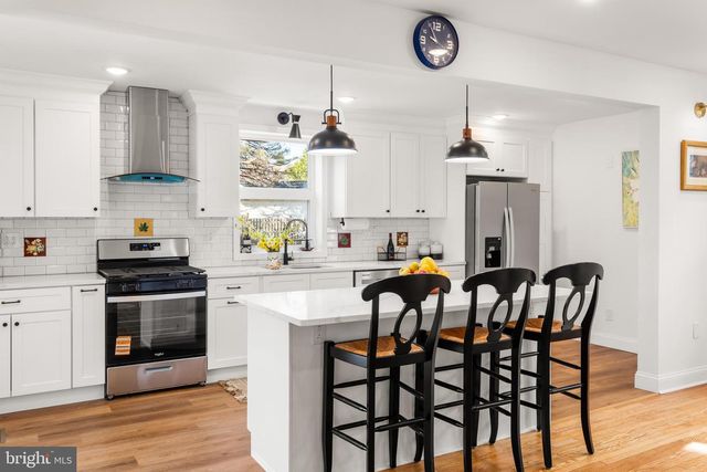 606 VALLEY RD, Havertown, PA 19083