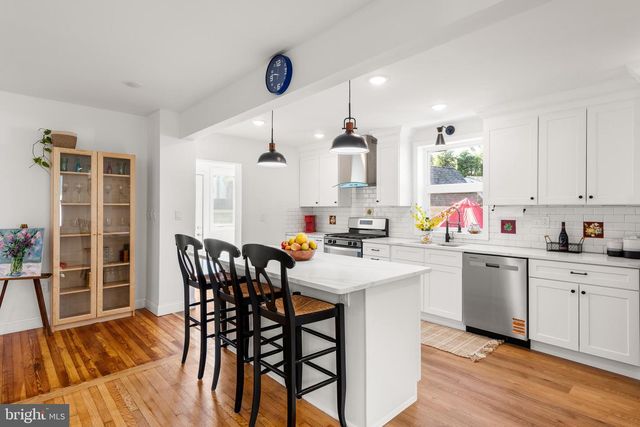 606 VALLEY RD, Havertown, PA 19083