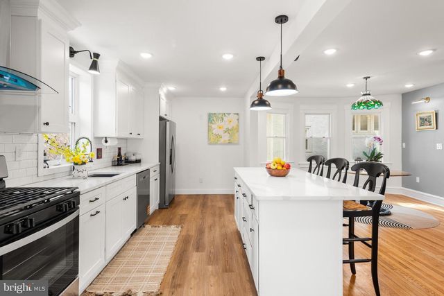 606 VALLEY RD, Havertown, PA 19083