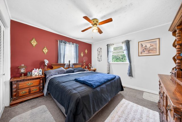 480 Camp Dr, Sparta, TN 38583