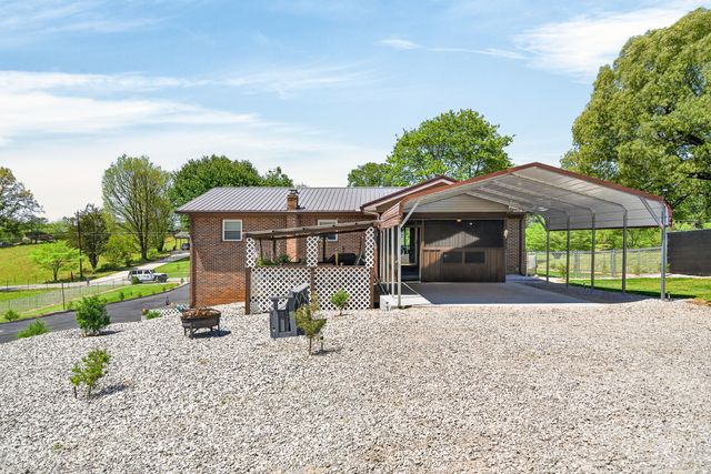 480 Camp Dr, Sparta, TN 38583