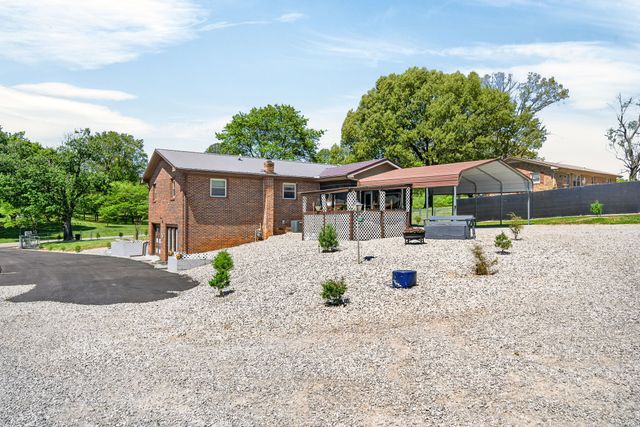 480 Camp Dr, Sparta, TN 38583