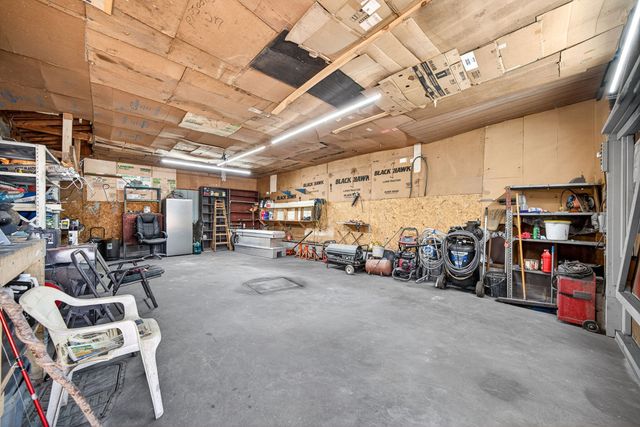 480 Camp Dr, Sparta, TN 38583
