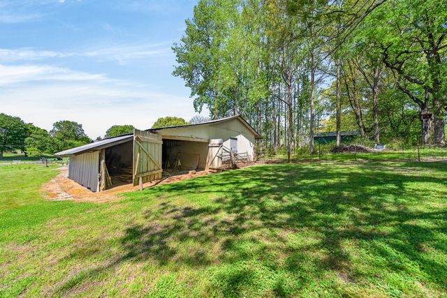 480 Camp Dr, Sparta, TN 38583