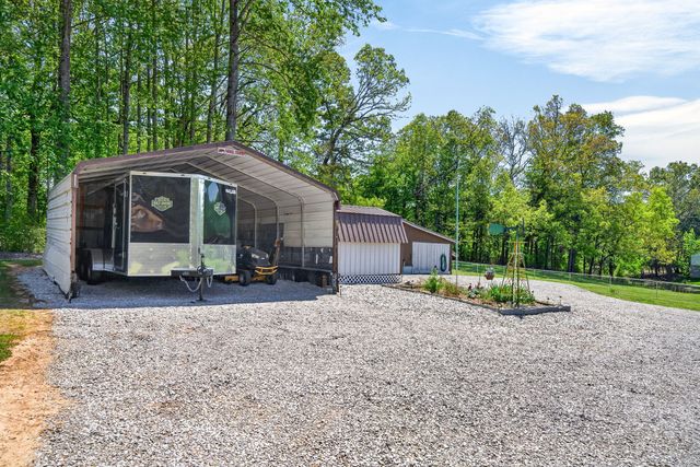 480 Camp Dr, Sparta, TN 38583