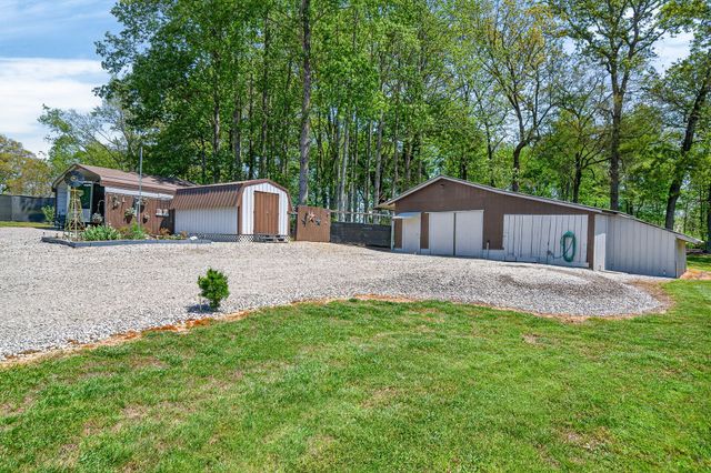 480 Camp Dr, Sparta, TN 38583