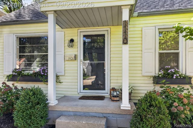 1110 Bauman Avenue, Royal Oak, MI 48073
