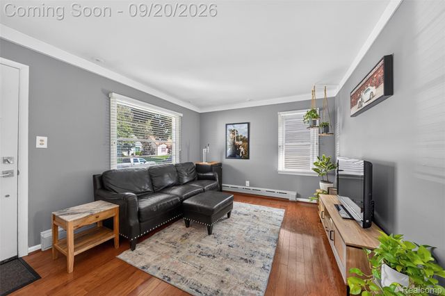 1110 Bauman Avenue, Royal Oak, MI 48073