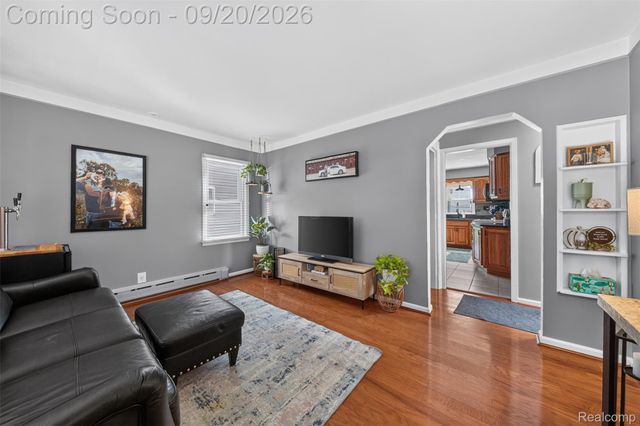 1110 Bauman Avenue, Royal Oak, MI 48073