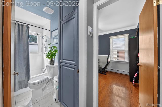 1110 Bauman Avenue, Royal Oak, MI 48073