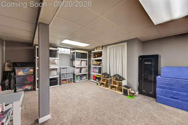 1110 Bauman Avenue, Royal Oak, MI 48073