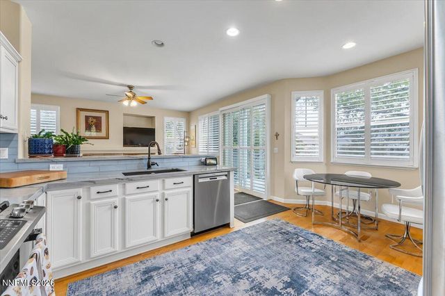 6996 Poco Bueno Circle, Sparks, NV 89436