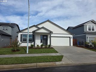 5645 Magnificence Way, Eugene, OR 97402