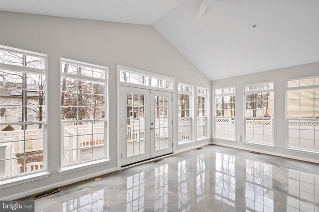 9015 HELMSLEY DR, Clinton, MD 20735