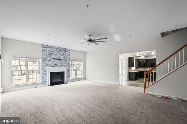 9015 HELMSLEY DR, Clinton, MD 20735