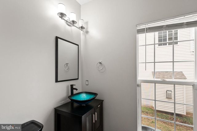 9015 HELMSLEY DR, Clinton, MD 20735