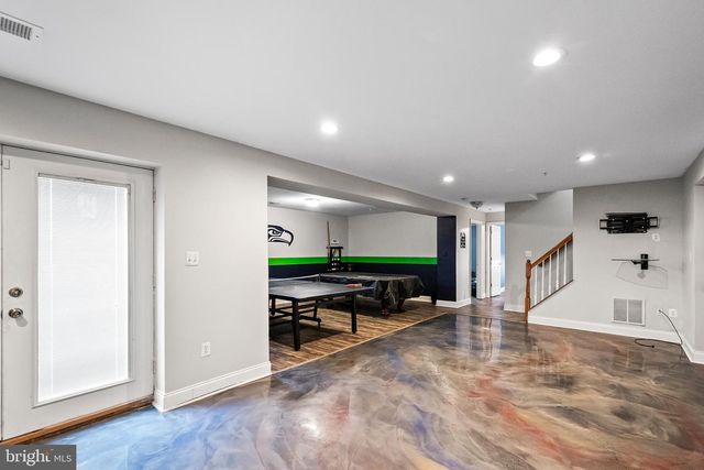 9015 HELMSLEY DR, Clinton, MD 20735