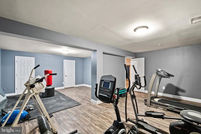 9015 HELMSLEY DR, Clinton, MD 20735