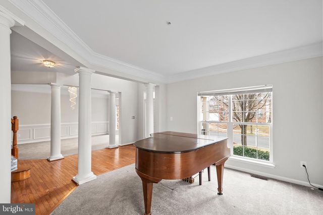 9015 HELMSLEY DR, Clinton, MD 20735