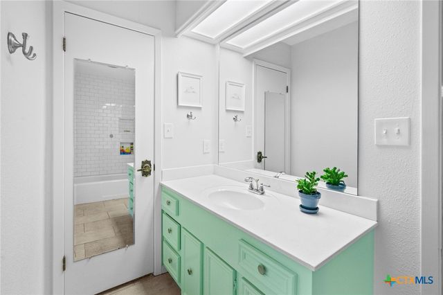 407 Pasadena Drive, Victoria, TX 77904